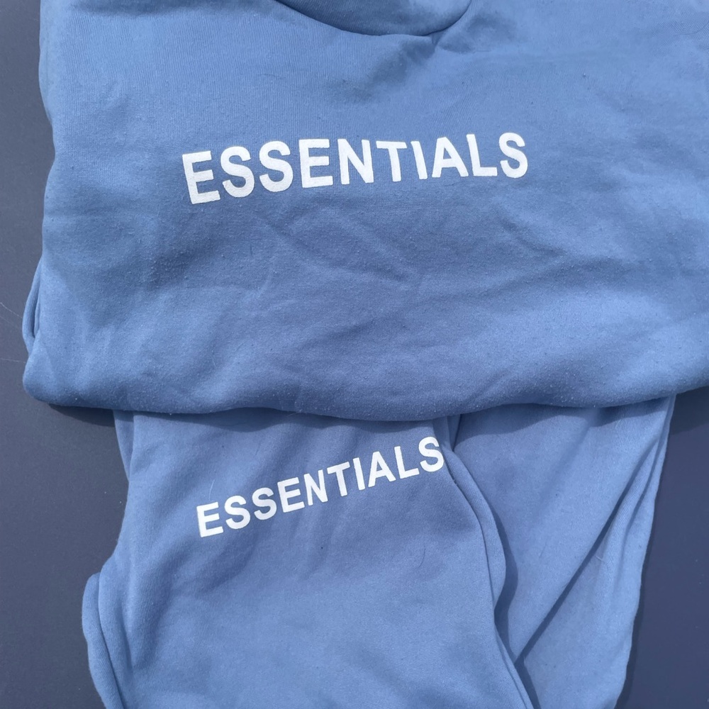 Essentials Blue Sweatshirt and Sweatpants Set